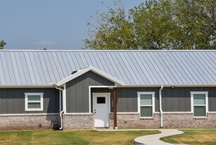 1340-1340 Co Rd 2175 in Decatur, TX - Building Photo