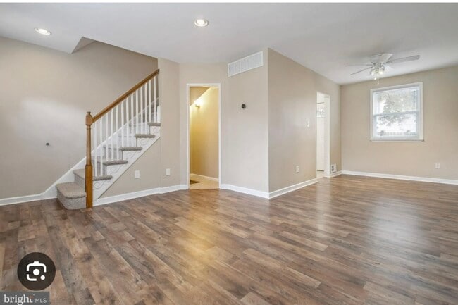 1016 Phillip Powers Dr in Laurel, MD - Foto de edificio - Building Photo