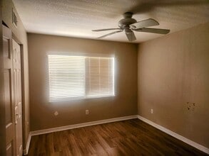 175 Kings Hwy, Unit 228 in Port Charlotte, FL - Foto de edificio - Building Photo
