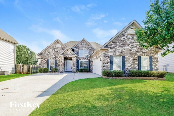 1028 Stonecreek Dr in Helena, AL - Foto de edificio
