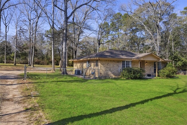 10505 Champion Village Dr in Conroe, TX - Building Photo - Building Photo