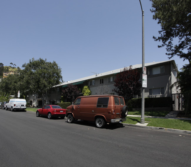 Laurel Gardens in Los Angeles, CA - Foto de edificio - Building Photo