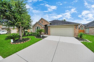 4614 S Creekmont Dr in Fresno, TX - Building Photo - Building Photo