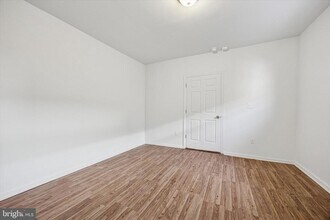 6107 Noble St in Philadelphia, PA - Building Photo - Building Photo