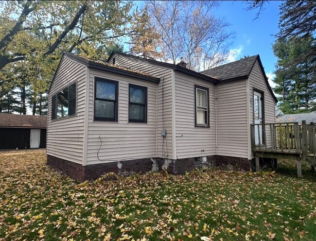 801 Lake View Dr in Wausau, WI - Building Photo - Building Photo