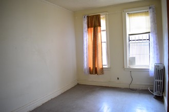 5414 3rd Ave in Brooklyn, NY - Building Photo - Building Photo