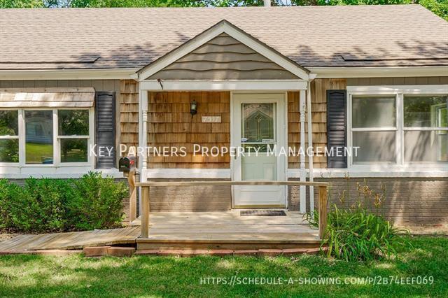 7517 Rainbow Dr in Prairie Village, KS - Building Photo - Building Photo