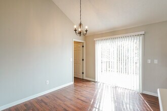 706 Veneta View Dr in Mount Juliet, TN - Foto de edificio - Building Photo