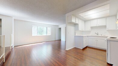 2940 W 235th St in Torrance, CA - Foto de edificio - Building Photo