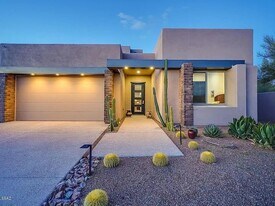 13117 N La Canada Dr in Oro Valley, AZ - Building Photo