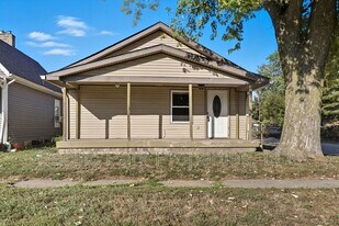 502 S Holmes Ave in Indianapolis, IN - Building Photo