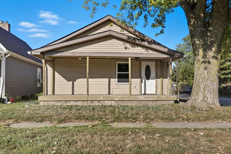 502 S Holmes Ave in Indianapolis, IN - Building Photo