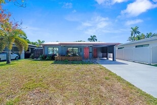 380 NW 47th Ct in Fort Lauderdale, FL - Building Photo