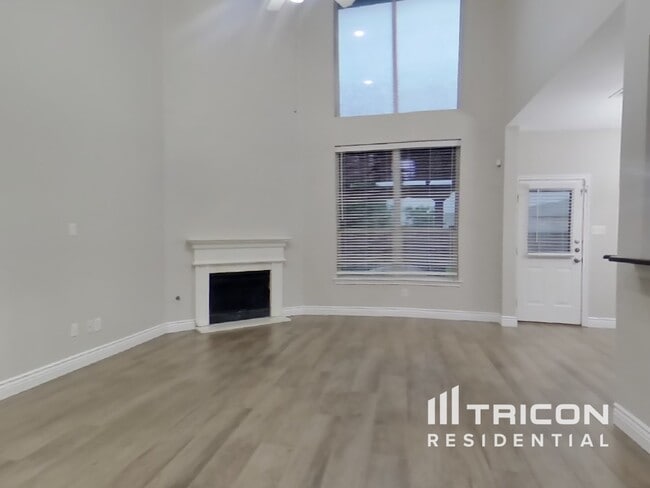 3912 Kenny Ct in Fort Worth, TX - Building Photo - Building Photo