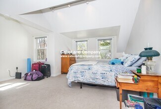 2 Brewer St, Unit FRNT 2a in Boston, MA - Building Photo - Building Photo