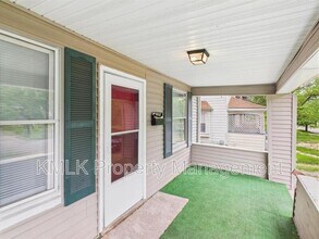 84 E Mapledale Ave in Akron, OH - Building Photo - Building Photo