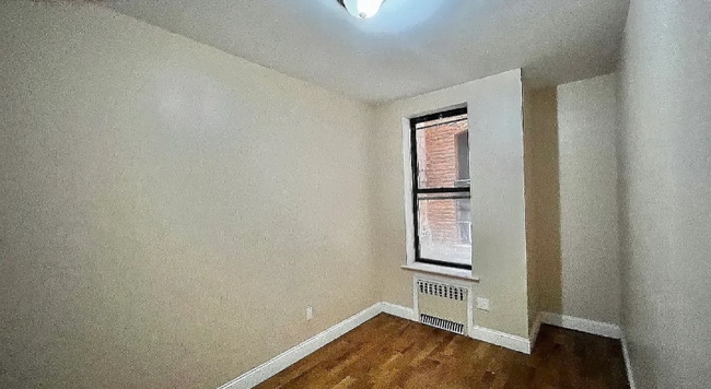 424 E 138th St in Bronx, NY - Foto de edificio - Building Photo