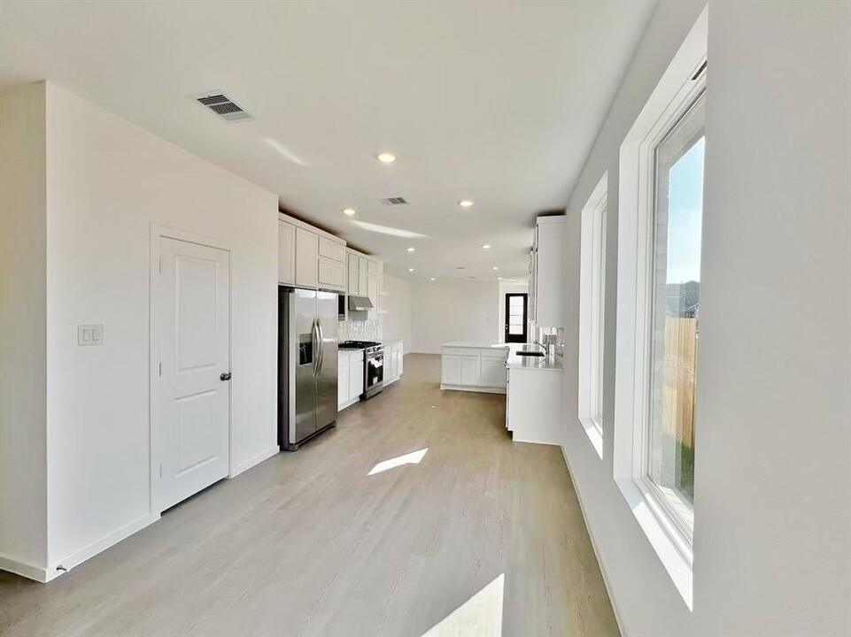 6766 Sunset Velvet Dr in Katy, TX - Building Photo