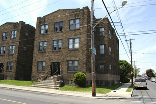 Walnut Hill West Apartments