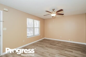 313 Tramore Pass in Stockbridge, GA - Building Photo - Building Photo