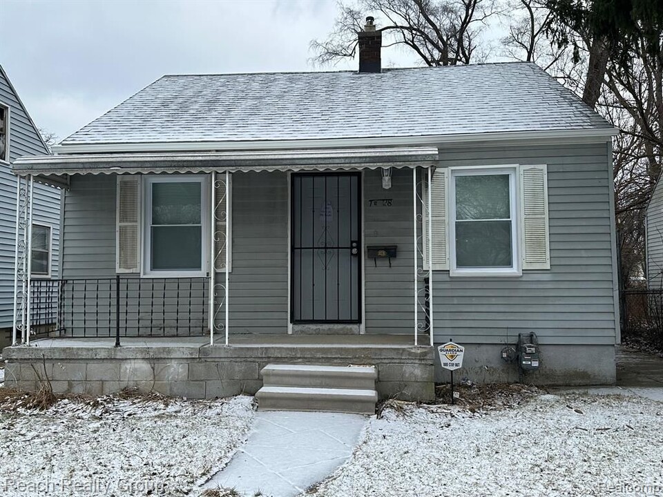 21662 Bennett St in Detroit, MI - Building Photo