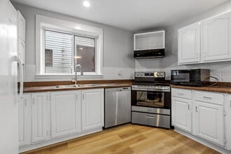 238 Rue Notre-Dame-de-l'île in Gatineau, QC - Building Photo - Building Photo