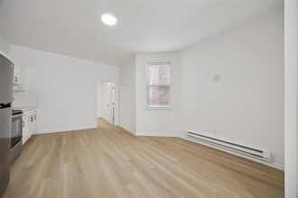 2943 W Oxford St in Philadelphia, PA - Building Photo - Building Photo