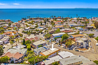 215 W Canada in San Clemente, CA - Building Photo - Building Photo