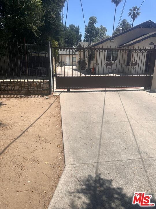property at 7416 Vassar Ave
