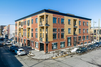 7449-7451 Saint-Hubert in Montréal, QC - Building Photo - Building Photo