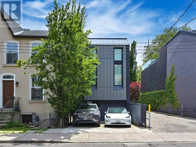 41 Berryman St in Toronto, ON - Building Photo - Building Photo