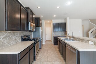 25322 Saddlebrook Ranch Dr in Tomball, TX - Building Photo - Building Photo