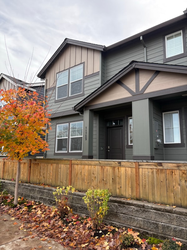 property at 11729 NE 28th St