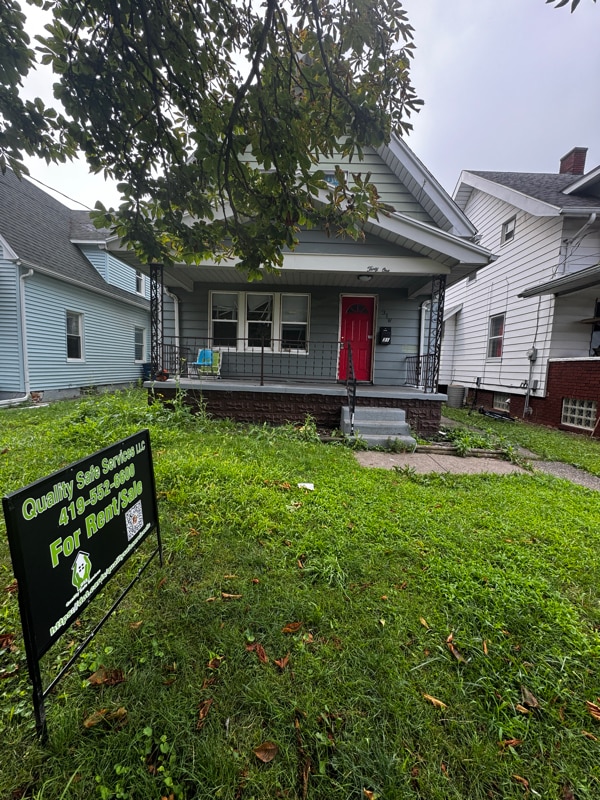 property at 31 W Oakland St