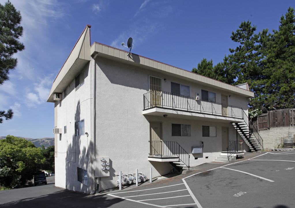 Benicia Heights Apartments in Benicia, CA - Foto de edificio