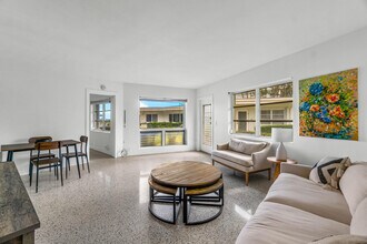 1191 S Ocean Blvd in Delray Beach, FL - Building Photo - Building Photo