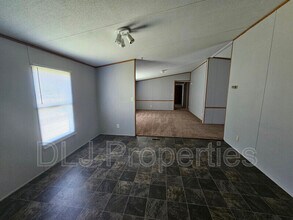 1376 Providence Rd in Sevierville, TN - Building Photo - Building Photo