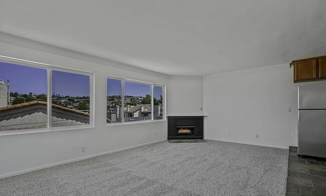 property at 860 Turquoise St