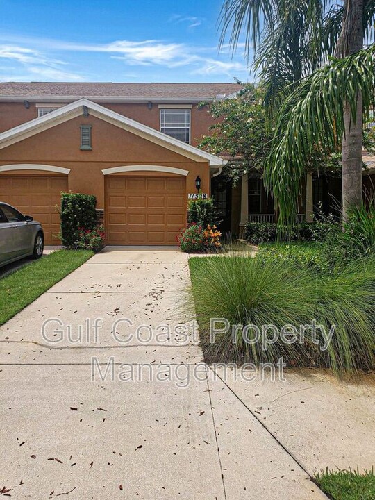 11528 52nd Ct E in Parrish, FL - Building Photo