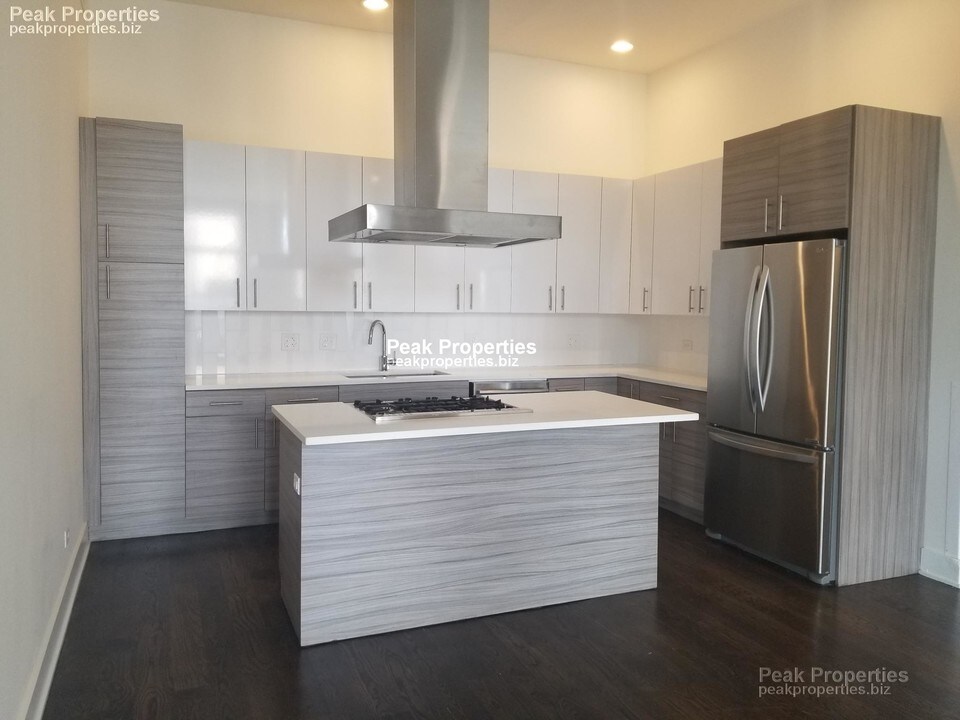 1739 N Milwaukee Ave-Unit -4 in Chicago, IL - Building Photo