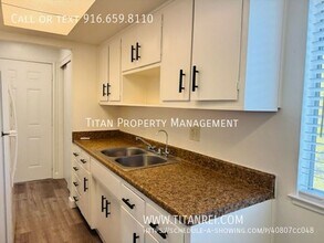770 Carro Dr in Sacramento, CA - Building Photo - Building Photo