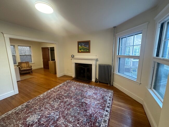33 Concord Ave, Unit 1