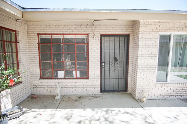 property at 2607 Nations Ave