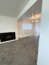 1475 Brooklane Cir S in Millcreek, UT - Building Photo - Building Photo