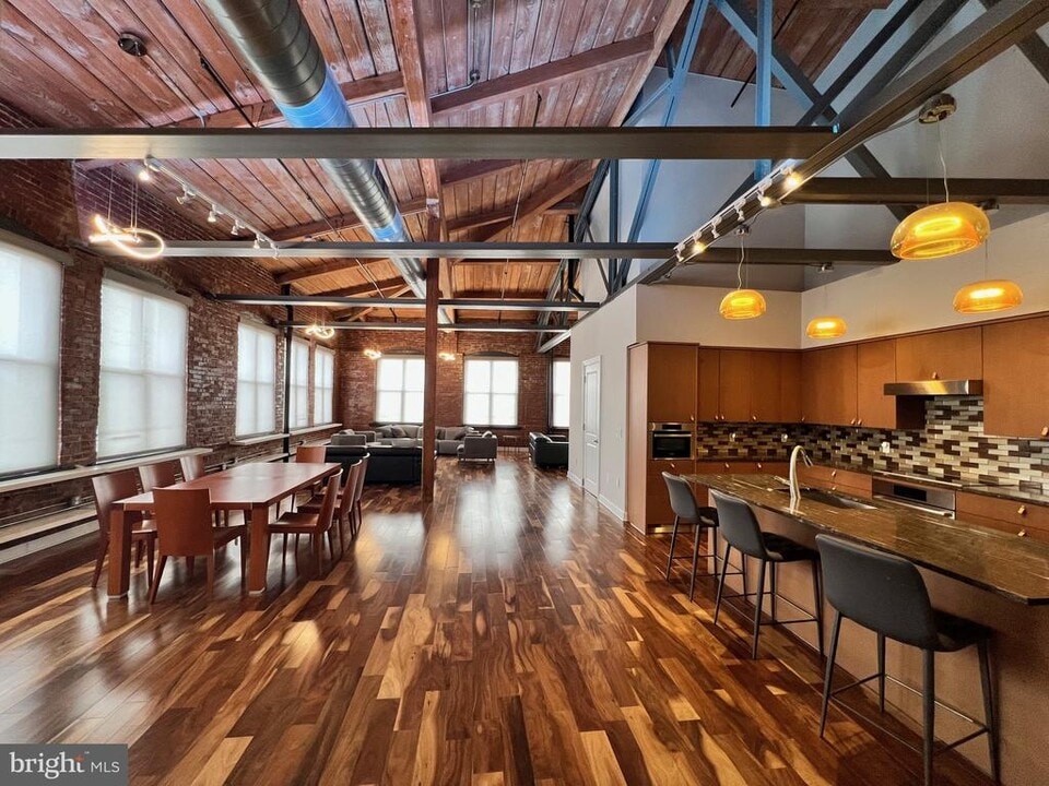 1147 N 4th St in Philadelphia, PA - Building Photo