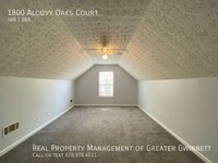 1800 Alcovy Oaks Ct in Lawrenceville, GA - Foto de edificio - Building Photo