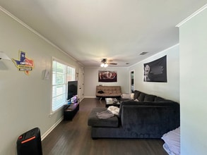 1121 Elizabeth Dr in Tyler, TX - Building Photo - Building Photo