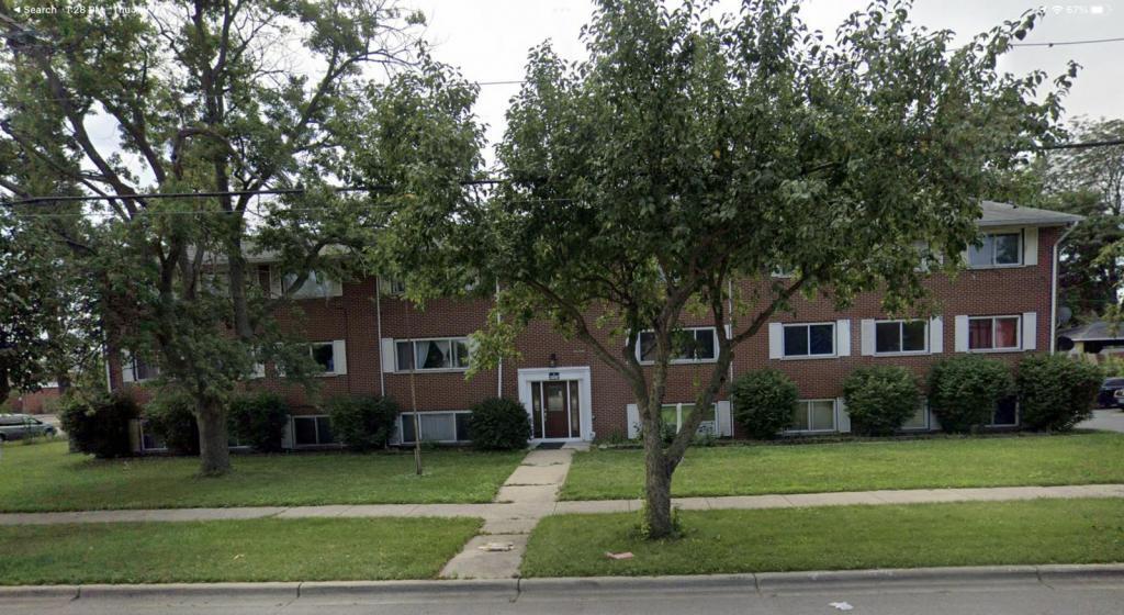 1271 Sheffer Road in Aurora, IL - Building Photo