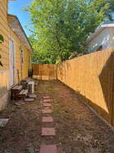 827 W Euclid Ave in San Antonio, TX - Foto de edificio - Building Photo