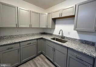 1701 Carlisle Ave in Richmond, VA - Building Photo - Building Photo